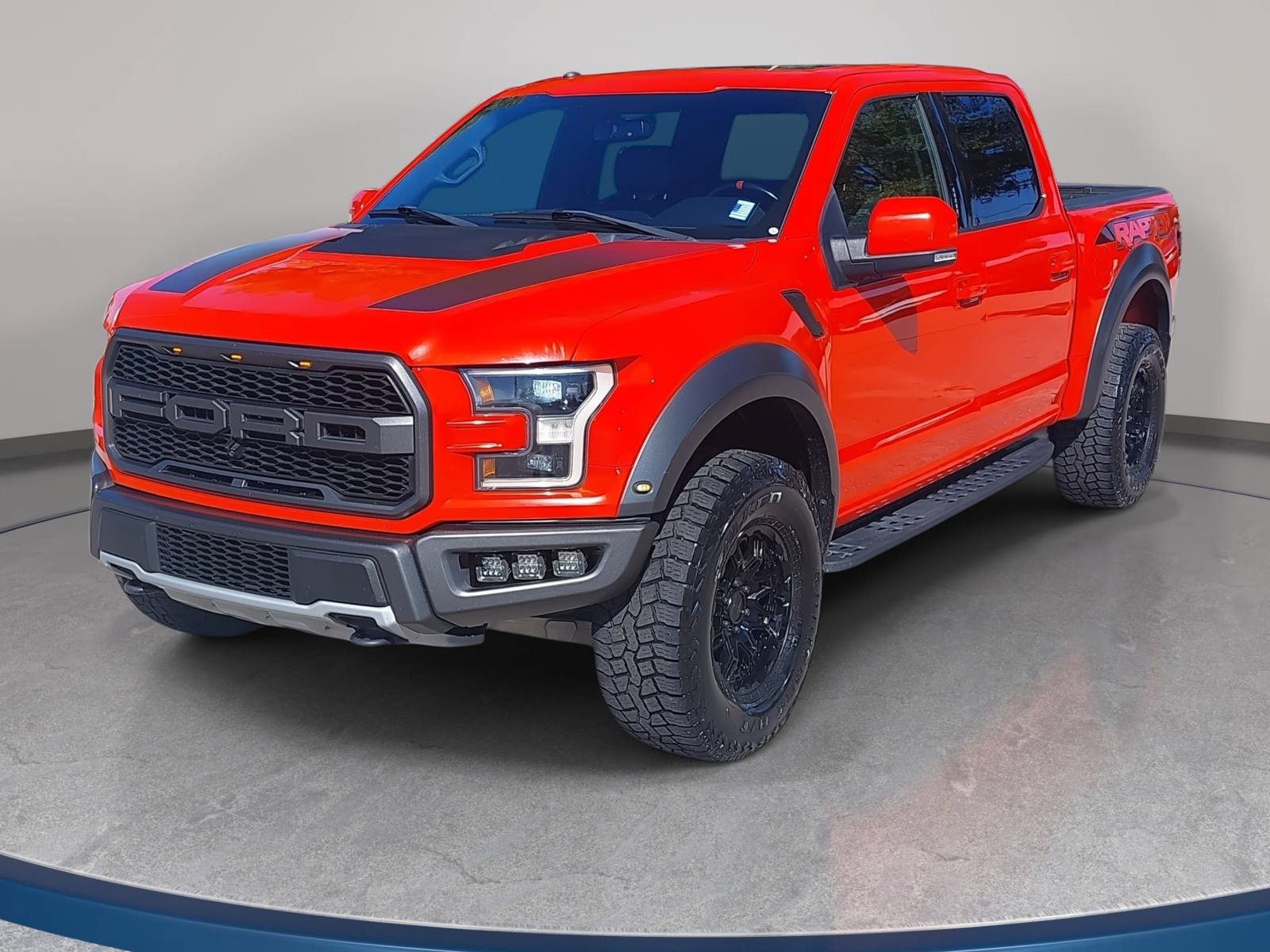 Used 2018 Ford F150 Raptor w/ Equipment Group 802A Luxury AWD/4WD image 1