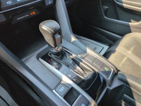 Used 2021 Honda Civic EX image 24