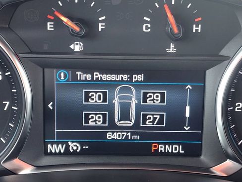 Used 2024 Chevrolet Equinox LT FWD image 31