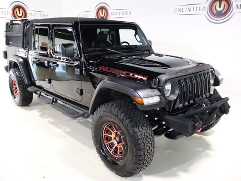 Used 2021 Jeep Gladiator Rubicon w/ Dual Top Group AWD/4WD image 9