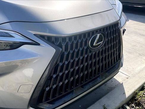 Used 2023 Lexus NX 350 Premium image 29