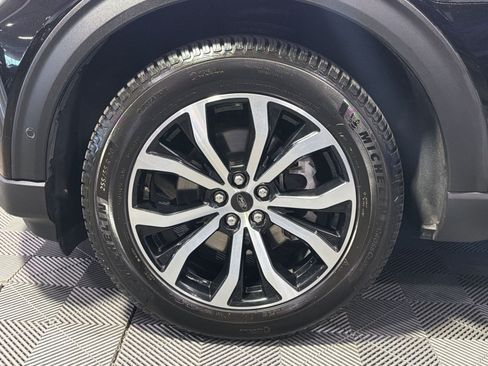 Used 2020 Ford Explorer ST w/ Premium Technology Package AWD/4WD image 17