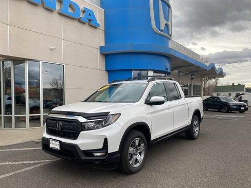 Used 2025 Honda Ridgeline RTL image 2