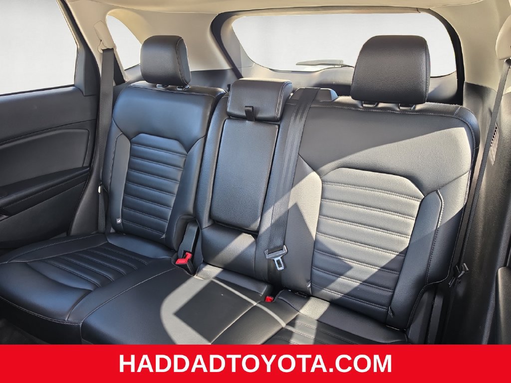 Used 2024 Ford Edge SEL AWD/4WD image 14