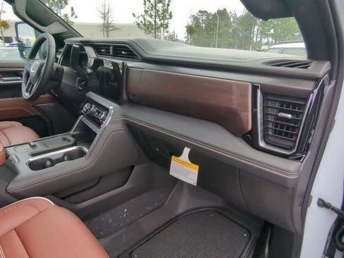 New 2026 GMC Sierra 3500 Denali Ultimate image 47