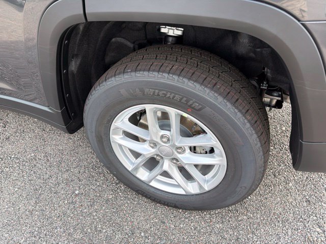 New 2026 Jeep Grand Cherokee Laredo AWD/4WD image 6