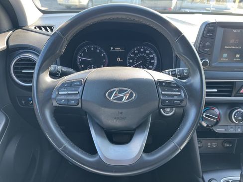 Used 2021 Hyundai Kona SEL w/ Cargo Package image 11