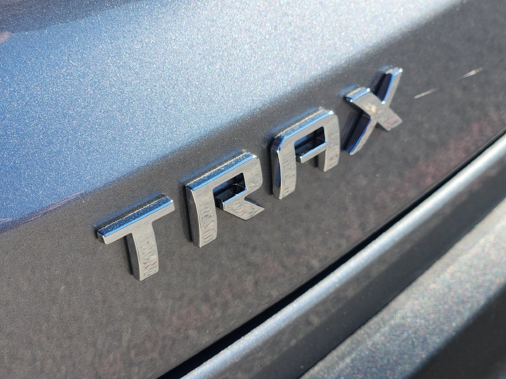 New 2026 Chevrolet Trax LS w/ LS Convenience Package FWD image 7