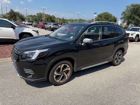 Used 2024 Subaru Forester Touring AWD/4WD image 11