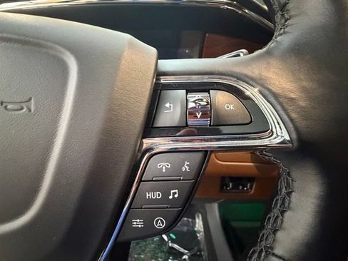 Used 2024 Lincoln Navigator Reserve AWD/4WD image 27