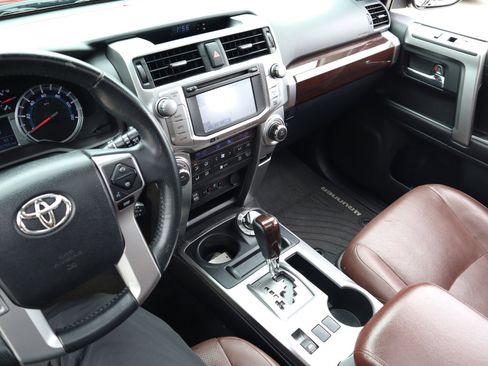 Used 2016 Toyota 4Runner Limited AWD/4WD image 44