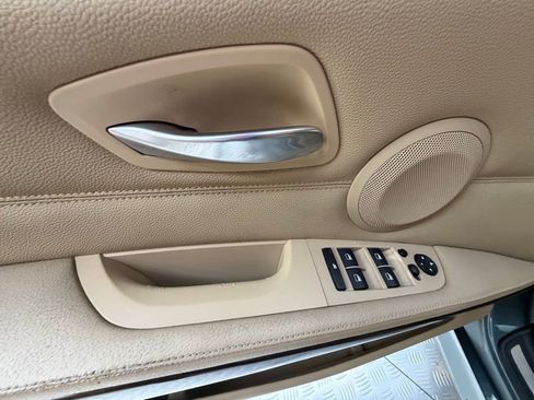 Used 2011 BMW 328i xDrive Sedan image 24