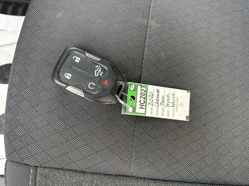 Used 2020 Chevrolet Silverado 1500 LT w/ All-Star Edition image 29