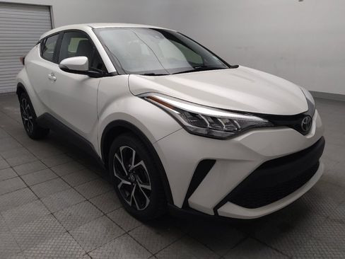 Used 2020 Toyota C-HR XLE FWD image 13