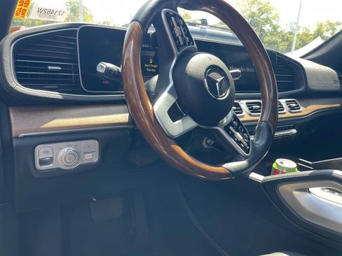 Used 2020 Mercedes-Benz GLS 450 4MATIC image 7