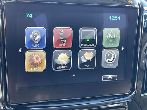 Used 2018 Chevrolet Traverse LT image 23