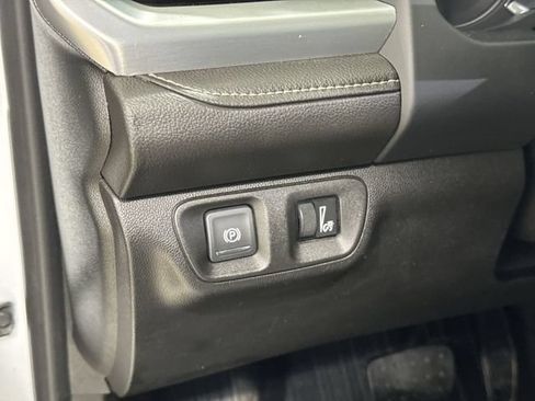 Used 2020 GMC Acadia SLT w/ LPO, Floor Liner Package FWD image 35