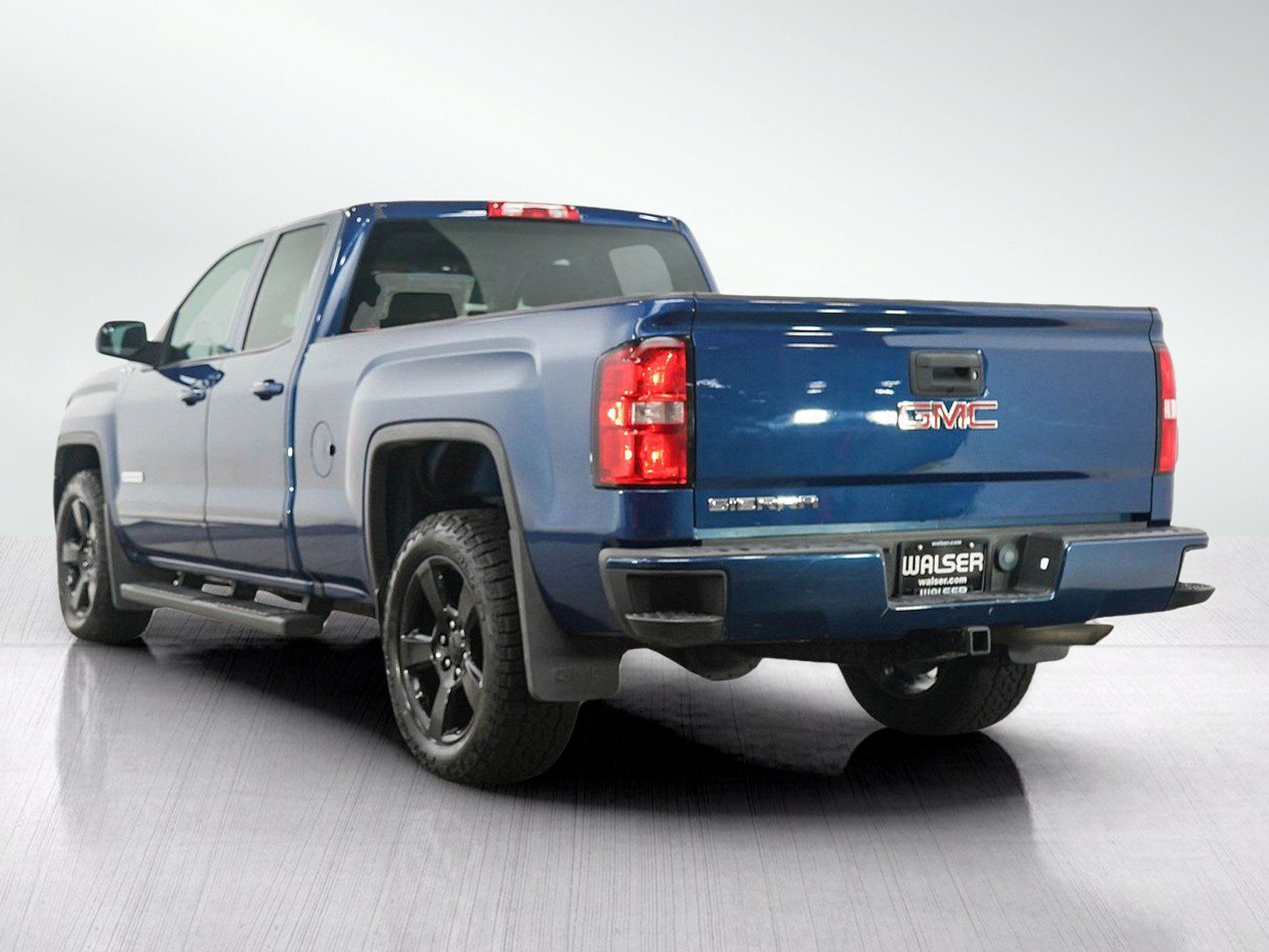 Used 2018 GMC Sierra 1500 4x4 Double Cab w/ Elevation Edition image 3