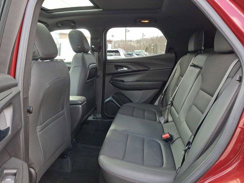 Used 2023 Chevrolet TrailBlazer RS w/ Sun and Liftgate Package image 10
