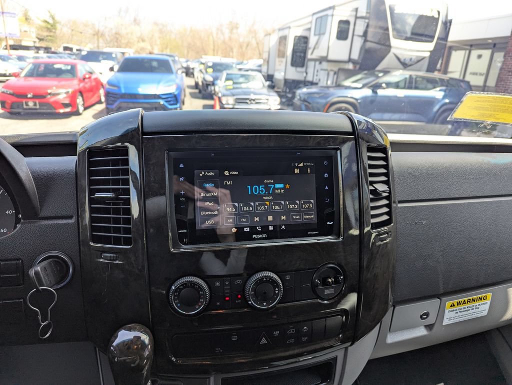 Used 2017 Mercedes-Benz Sprinter 2500 image 20