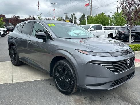 Used 2025 Nissan Murano SV AWD/4WD image 7