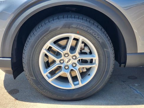 New 2025 Ford Explorer Active w/ Active Comfort Package image 8