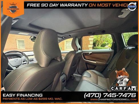 Used 2015 Volvo XC60 T5 Premier w/ Proximity Package FWD image 17
