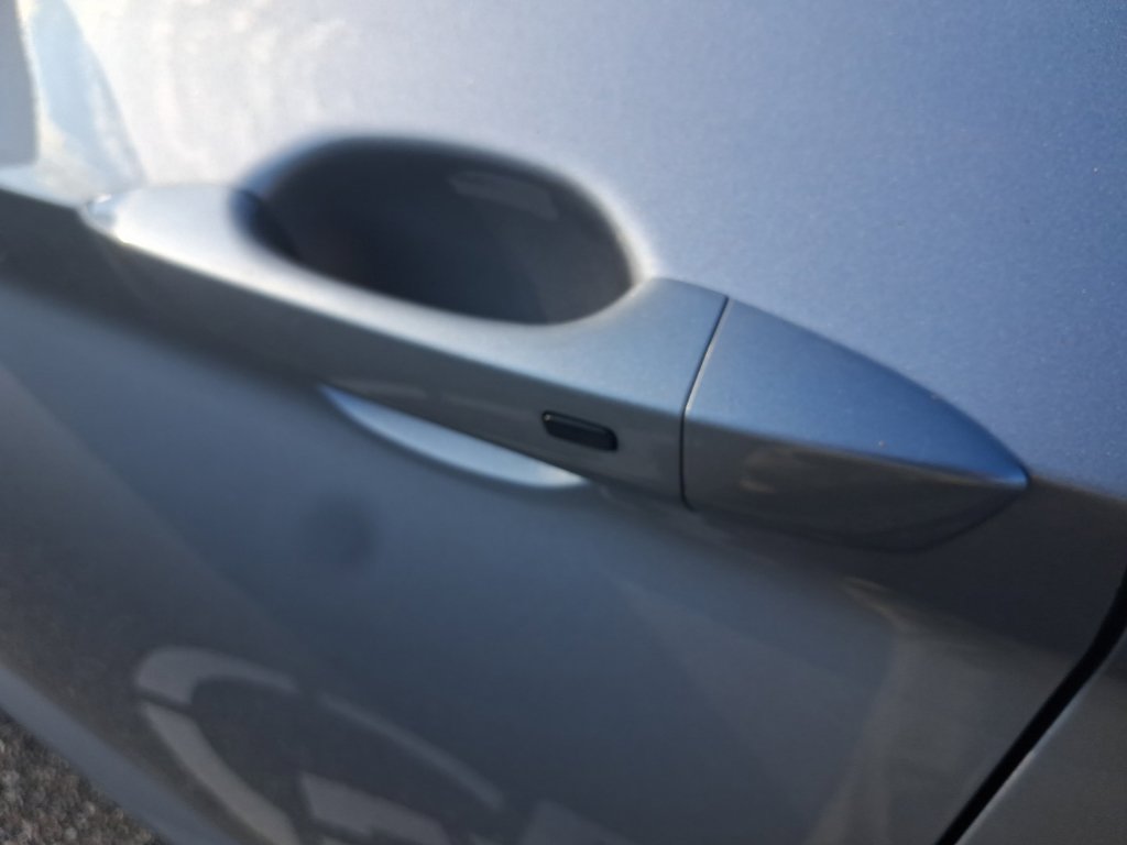 Used 2022 Volkswagen Jetta SE FWD image 18