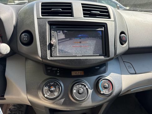 Used 2010 Toyota RAV4 4WD image 14