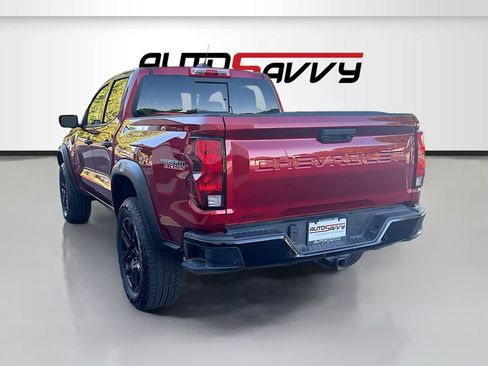 Used 2025 Chevrolet Colorado Trail Boss w/ Off-Road Front Bumper Package AWD/4WD image 5