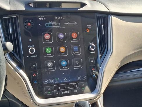 Used 2023 Subaru Outback Limited image 25