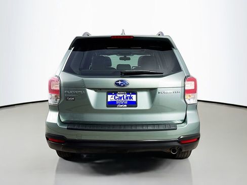 Used 2018 Subaru Forester 2.5i Premium w/ All-Weather Package AWD/4WD image 7