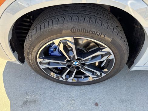 Certified 2025 BMW X2 xDrive28i image 13
