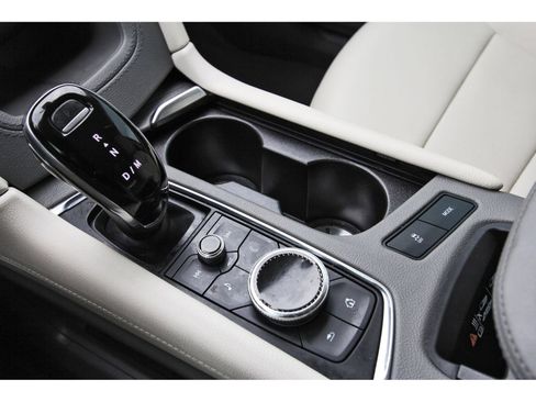 Used 2021 Cadillac XT5 Premium Luxury image 29