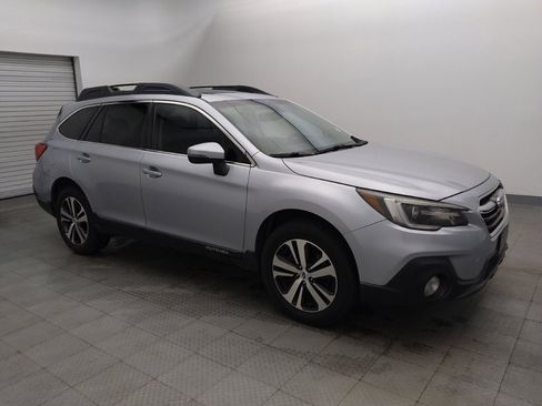 Used 2019 Subaru Outback 2.5i Limited image 11