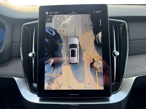 New 2025 Volvo XC90 T8 Ultra w/ Protection Package Premier image 22