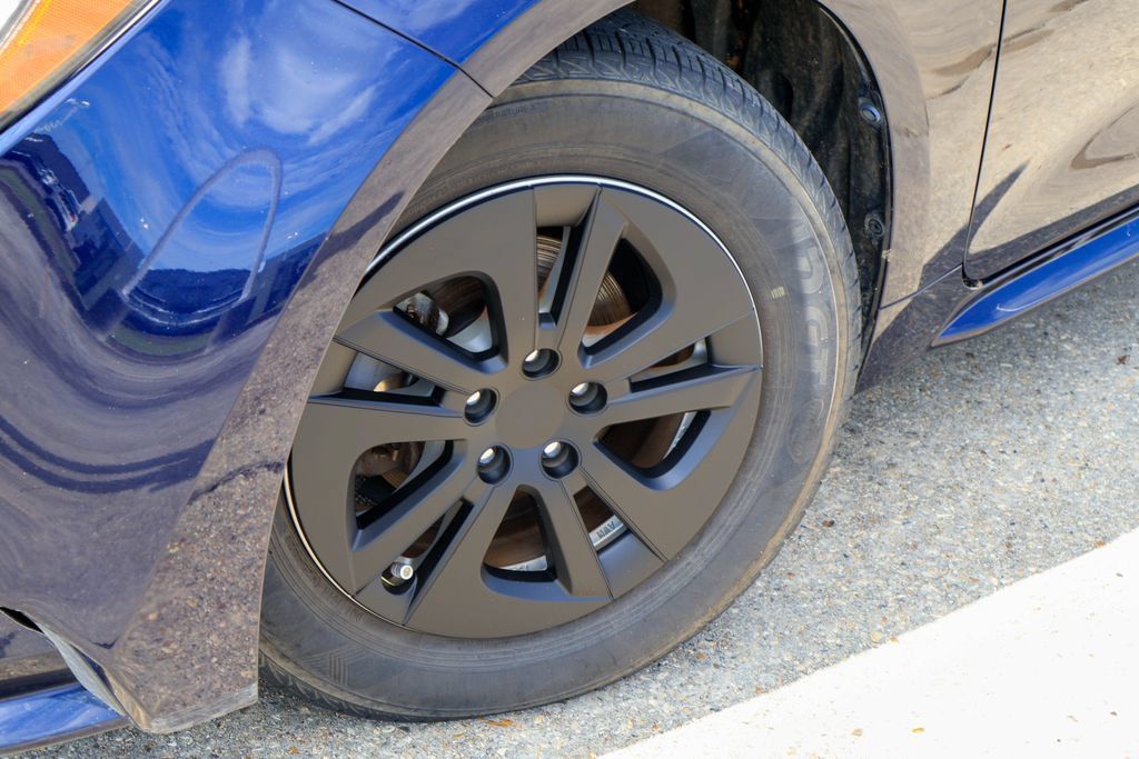 Used 2022 Toyota Corolla LE FWD image 28