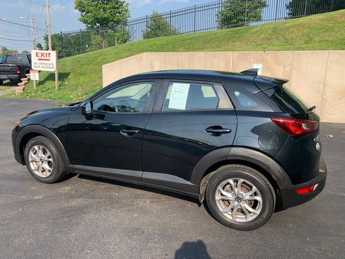 Used 2017 MAZDA CX-3 Sport AWD/4WD image 3