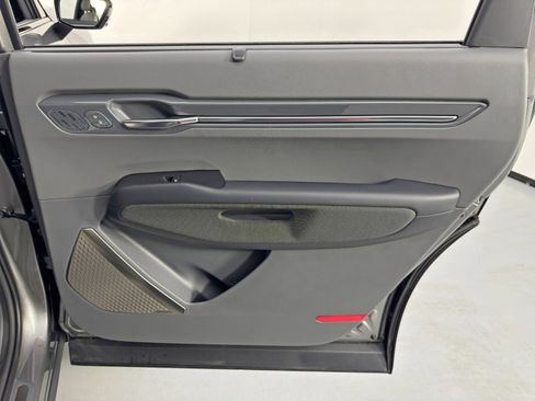 Used 2024 Kia EV9 GT-Line image 57