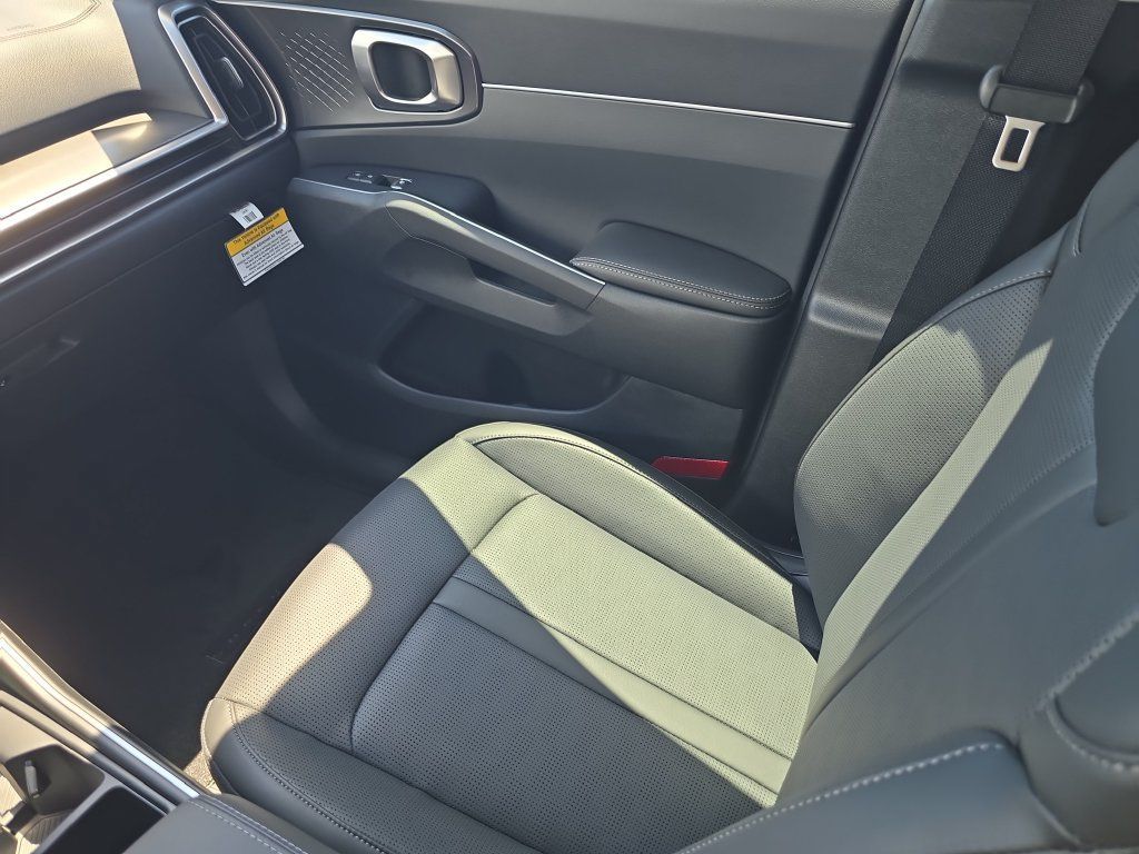 New 2026 Kia Sorento S AWD/4WD image 15