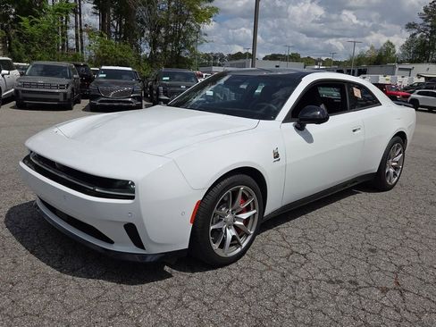 Used 2024 Dodge Charger R/T Scat Pack w/ Plus Group image 3