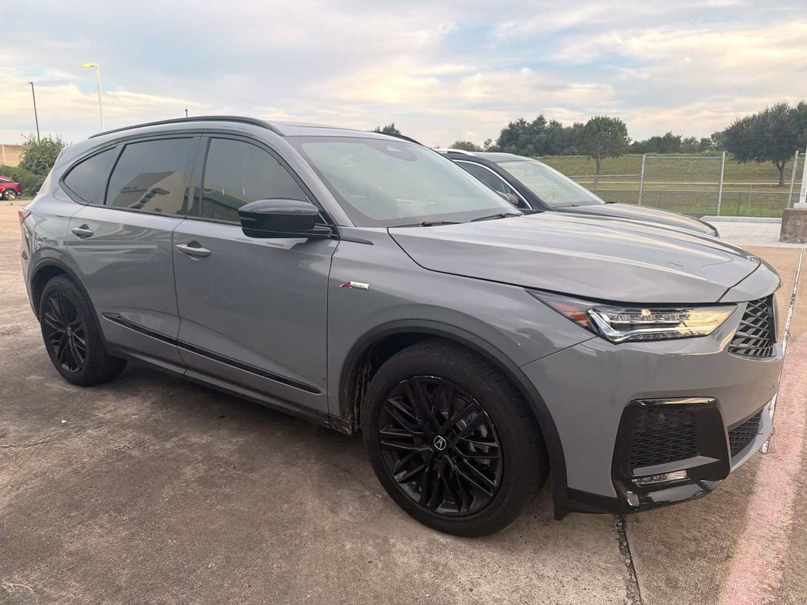 Used 2026 Acura MDX A-Spec w/ Advance Package AWD/4WD image 3