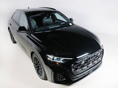 New 2026 Audi SQ8 Prestige image 4