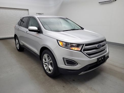 Used 2018 Ford Edge Titanium AWD/4WD image 13