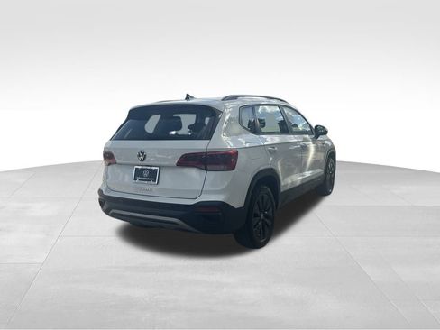 Used 2022 Volkswagen Taos S w/ IQ Drive S Package image 5