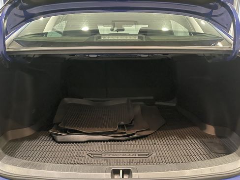 Used 2022 Toyota Corolla SE FWD image 26