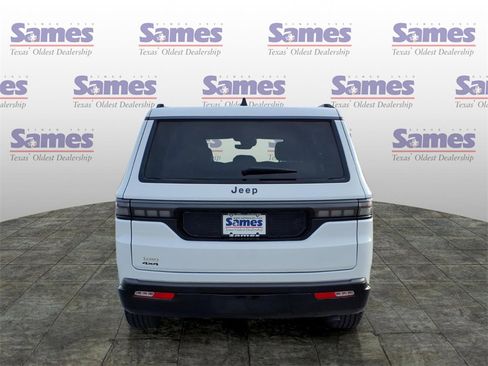 New 2026 Jeep Grand Wagoneer Limited image 7