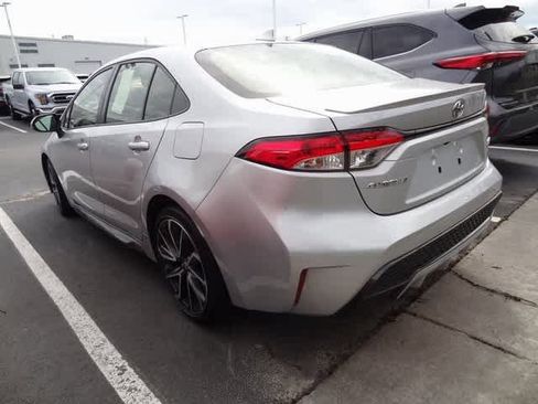 Used 2022 Toyota Corolla SE image 6