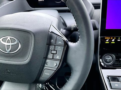 Used 2024 Toyota bZ4X XLE image 24