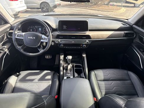 Used 2022 Kia Telluride SX w/ SX Prestige Package image 31